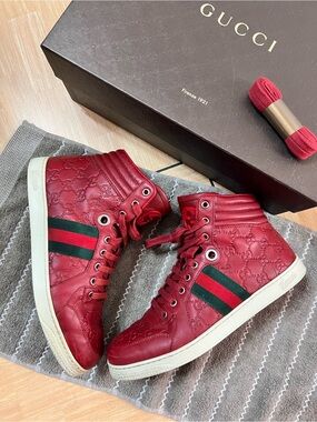 Gucci Red Leather High-Top Sneaker - Red - size 7 (fits like US 8)